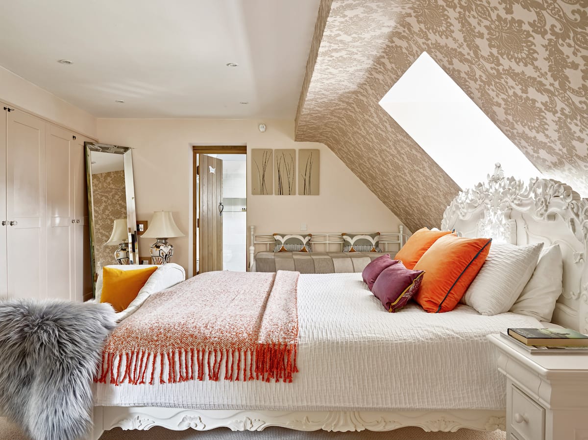 5* Cotswold Chocolate Box Manor House photo 41
