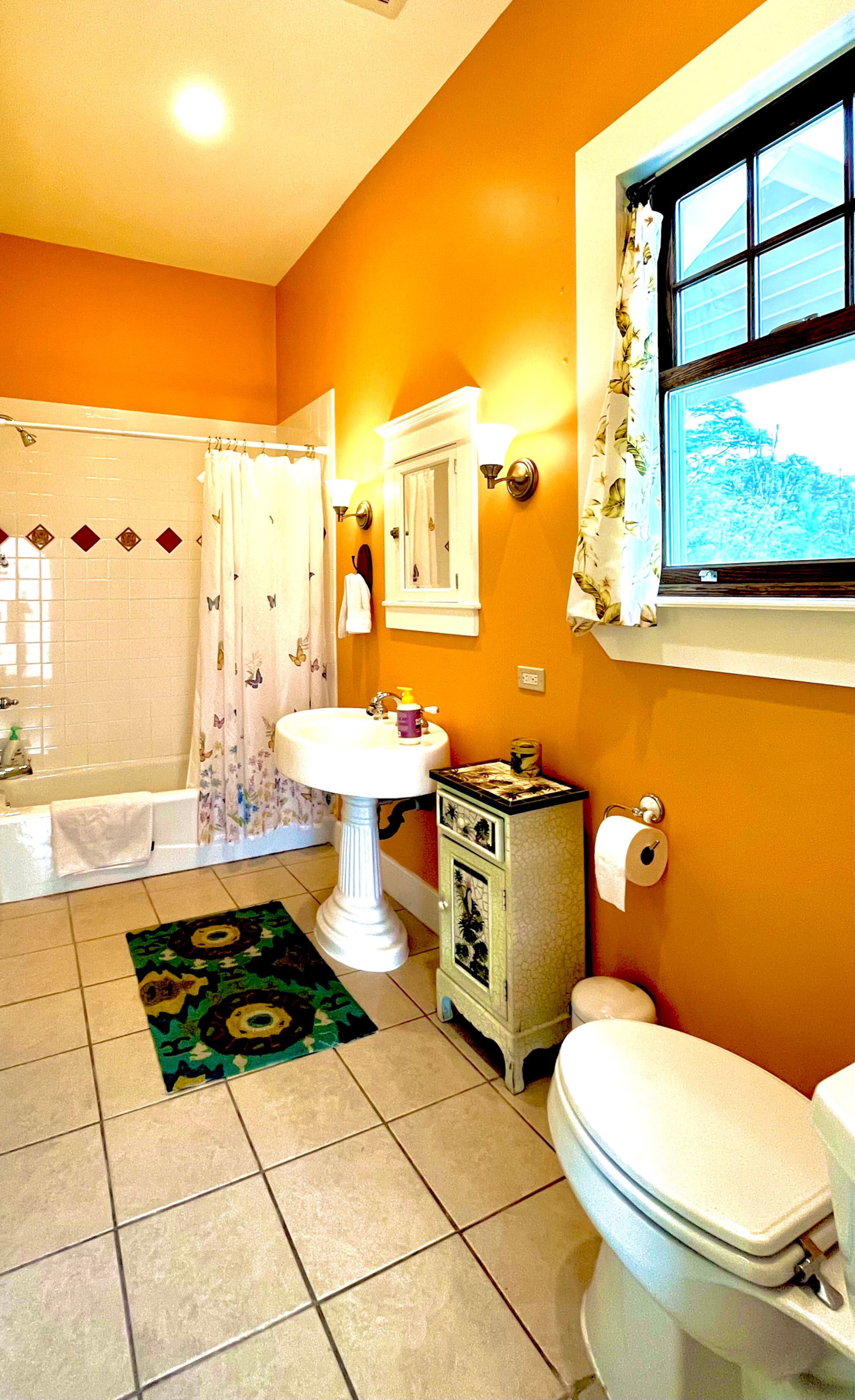 Home in Pahoa · ★4.93 · 4 bedrooms · 7 beds · No bathroom - Image 21