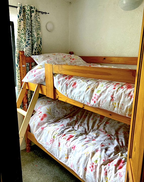 Third bedroom with bunk beds. Very cosy with dedicated work space 