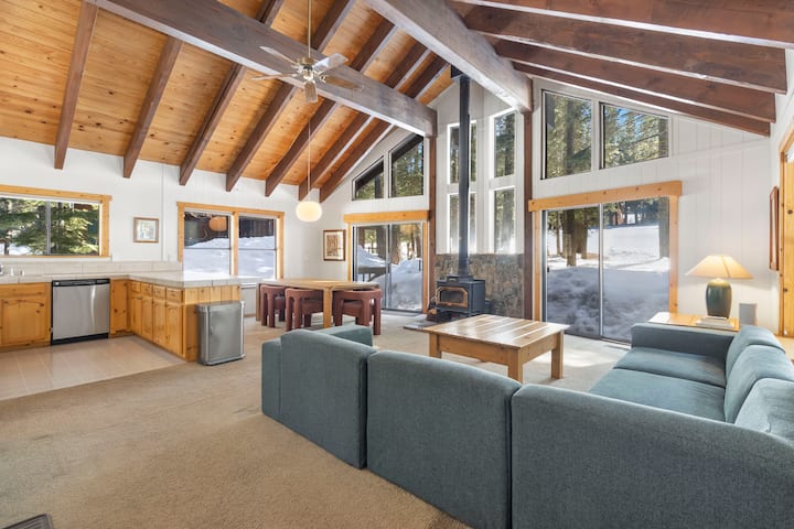 Beautiful Family Cabin - Truckee, CA