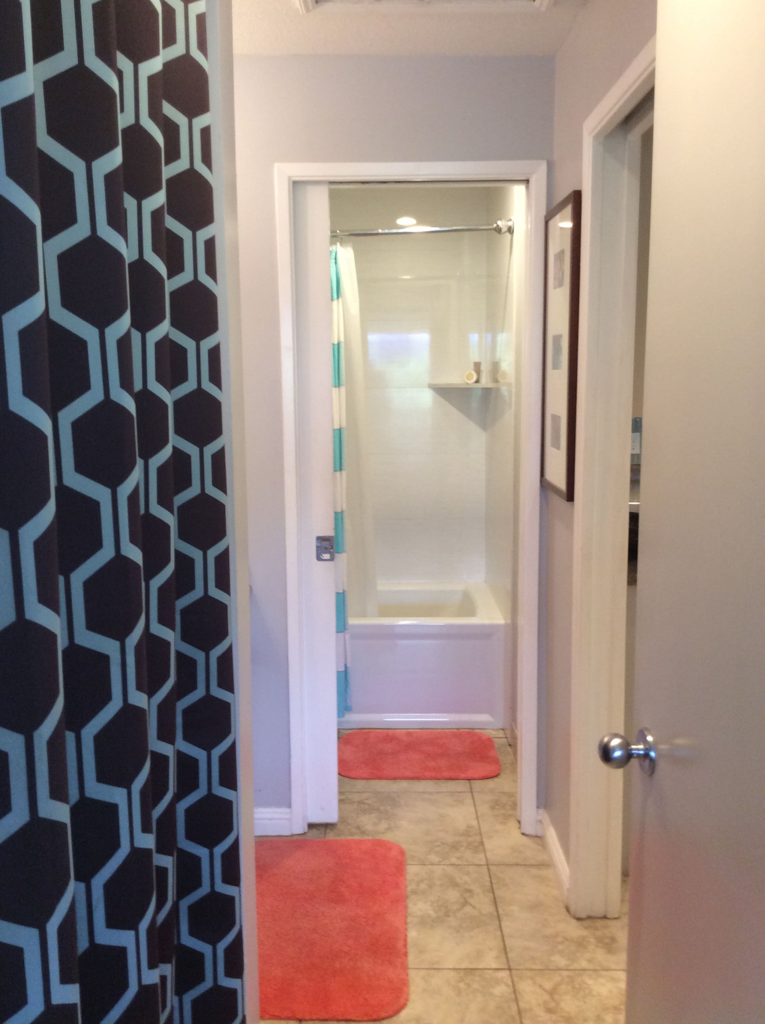 Spring Special / One Bedroom- Closest to beach! - Image 22