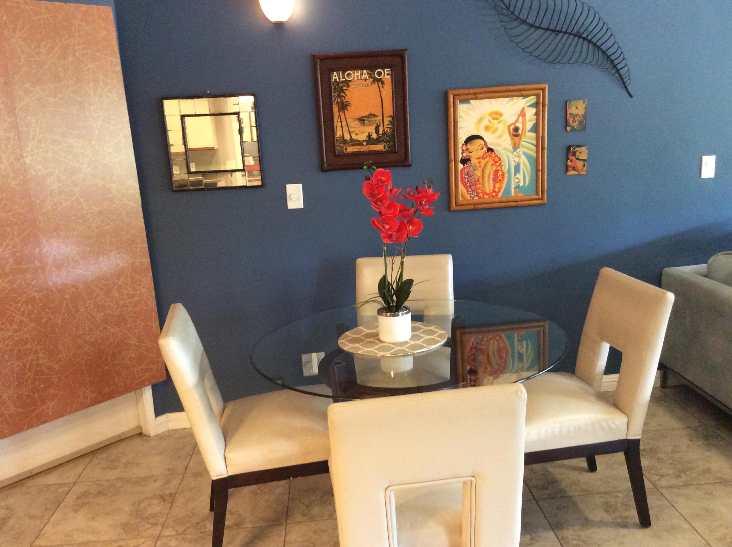 Spring Special / One Bedroom- Closest to beach! - Image 10