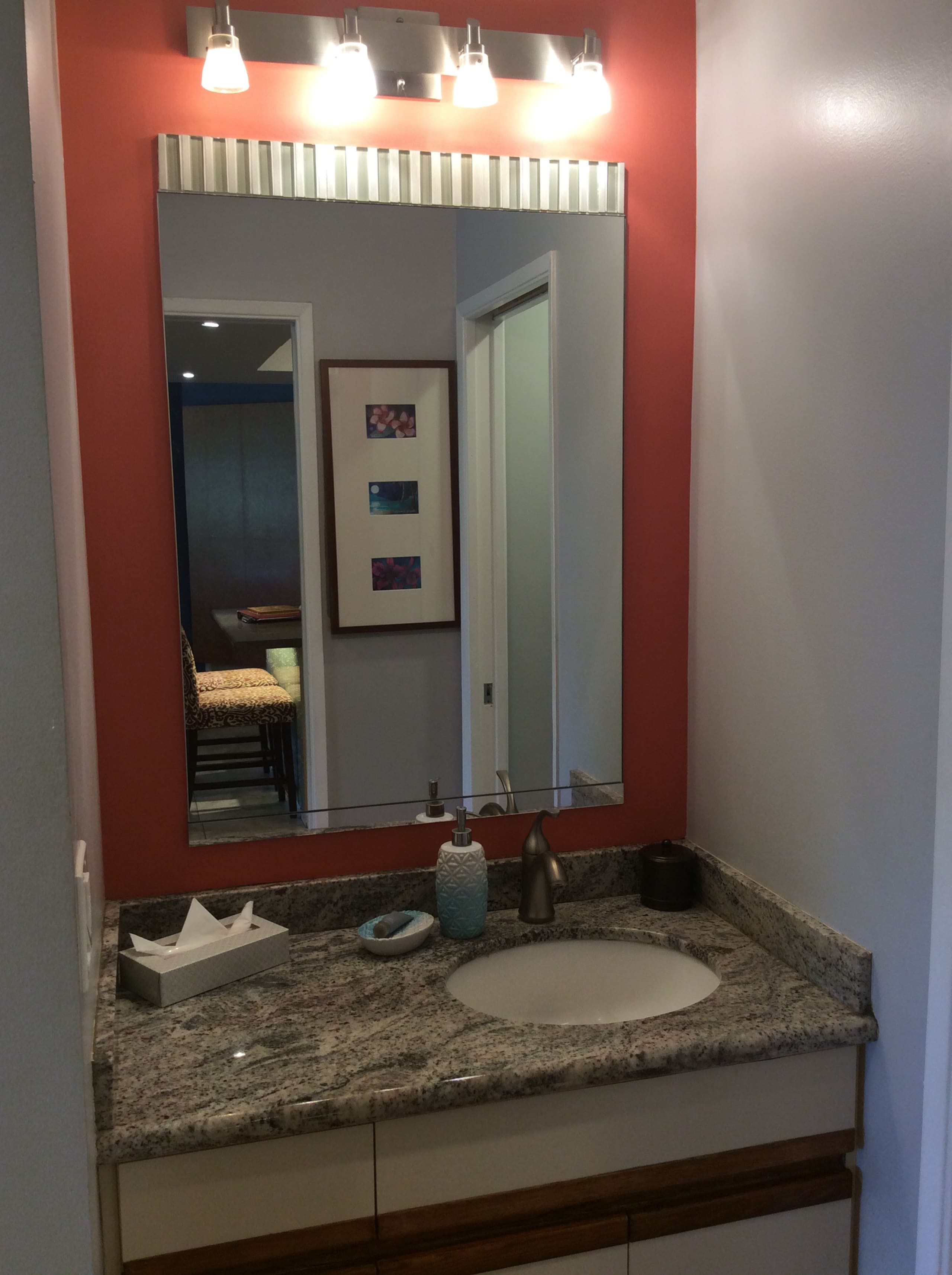 Spring Special / One Bedroom- Closest to beach! - Image 21