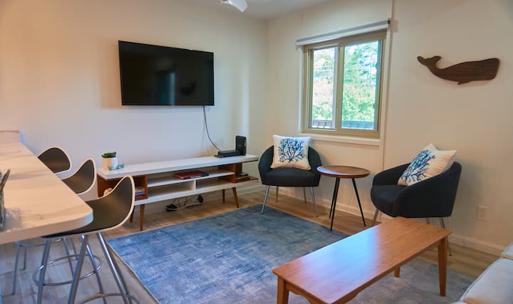 2 Bdrm/2 Bath, Sleeps 6, Pool, Balcony, Wi-fi, Tvs - Fenwick Island, DE