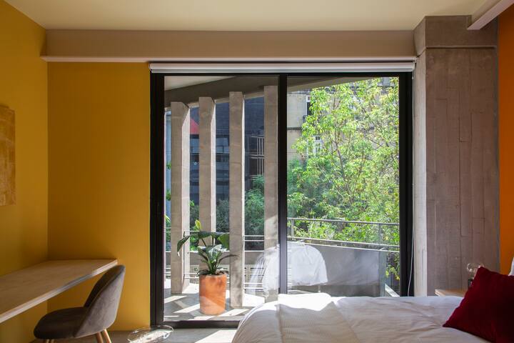 Discover Roma | 2BR | Balcony gallery image 4