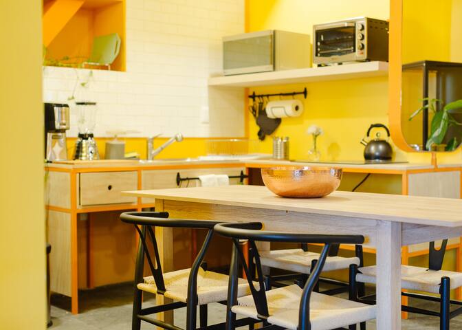 Mr. W | La Roma | great location | 2Br | gallery image 3