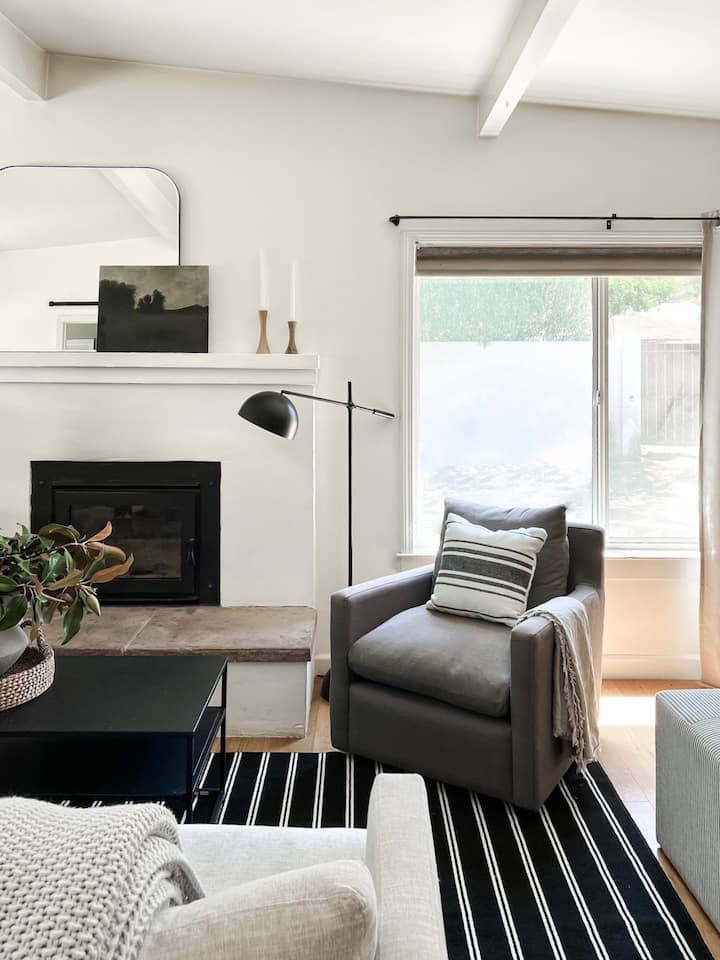 Modern Farmhouse Escape With Vineyard - レイク・ナシミエント, CA