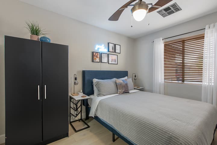 Bedroom 3 - Queen bed, wardrobe