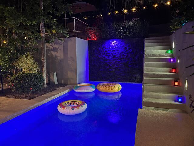 Casa Oasis Spectacular Villa Beach walk distance