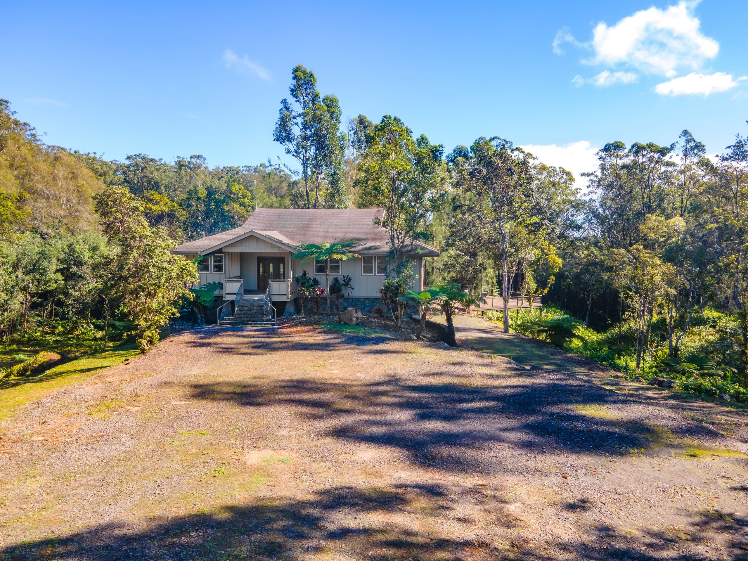 Home in Honokaa · ★5.0 · 1 bedroom · 3 beds · 1 private bath - Image 6