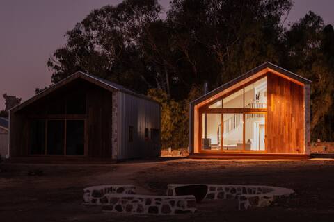 Remarkable Lodge Kimberella