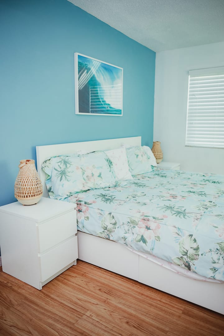 Bedroom with King Size Bed