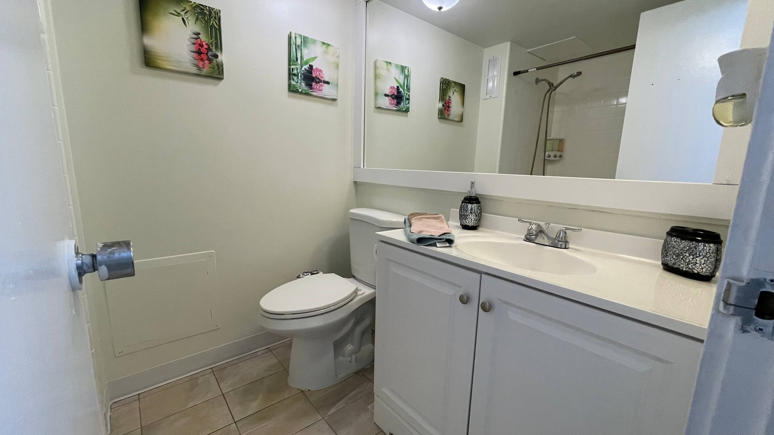 Condo in Honolulu · ★4.6 · Studio · 2 beds · 1 private bath - Image 21