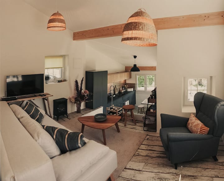 Charming Tiny House 20 minutes from NE & Creux-du-Van