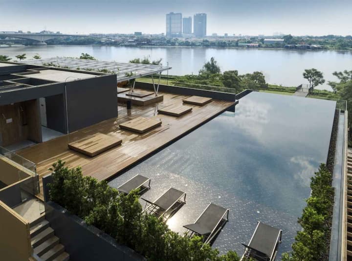 Luxury Riverfront Condo, Worldclass Facilities - 泰國