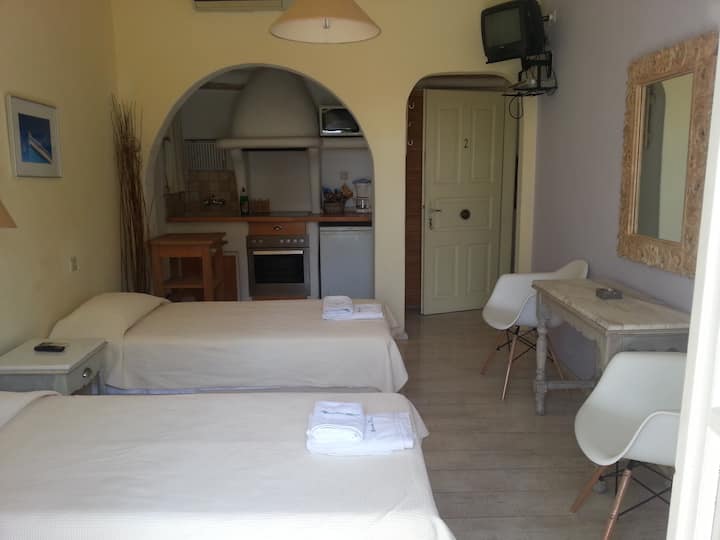 No 2 Studio Ground Floor Garden View - Mikonos
