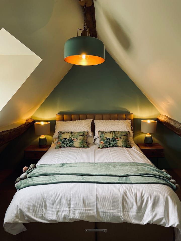 安静的阁楼套房