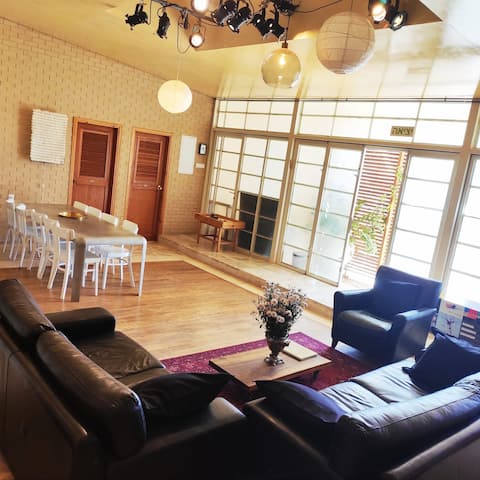 Beautiful house for groups and families