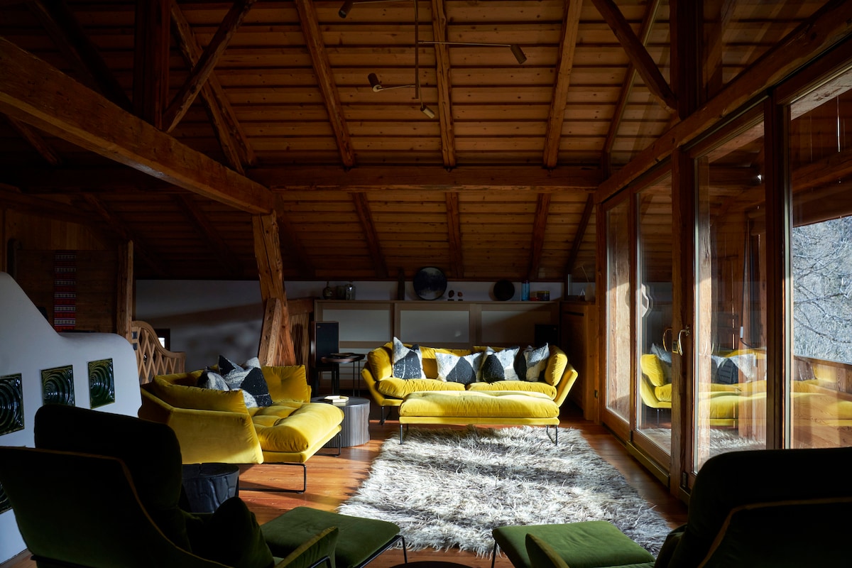 Top Airbnb: Stunning 3 storey barn with garden and great view in Veneto
