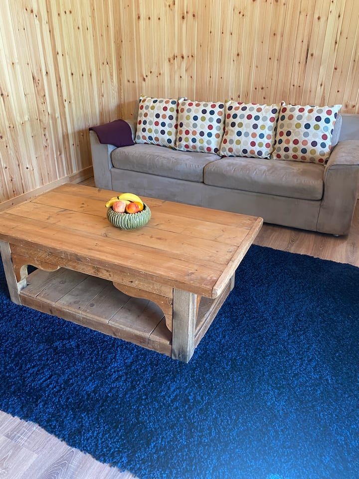 Kingfisher Lakeside Cabin In Countryside (Age 12+) - Nantwich