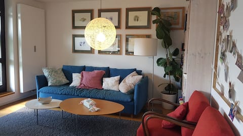 Leistungsstarkes Airbnb: Apartment with beautiful terrace near city center in Josephsplatz