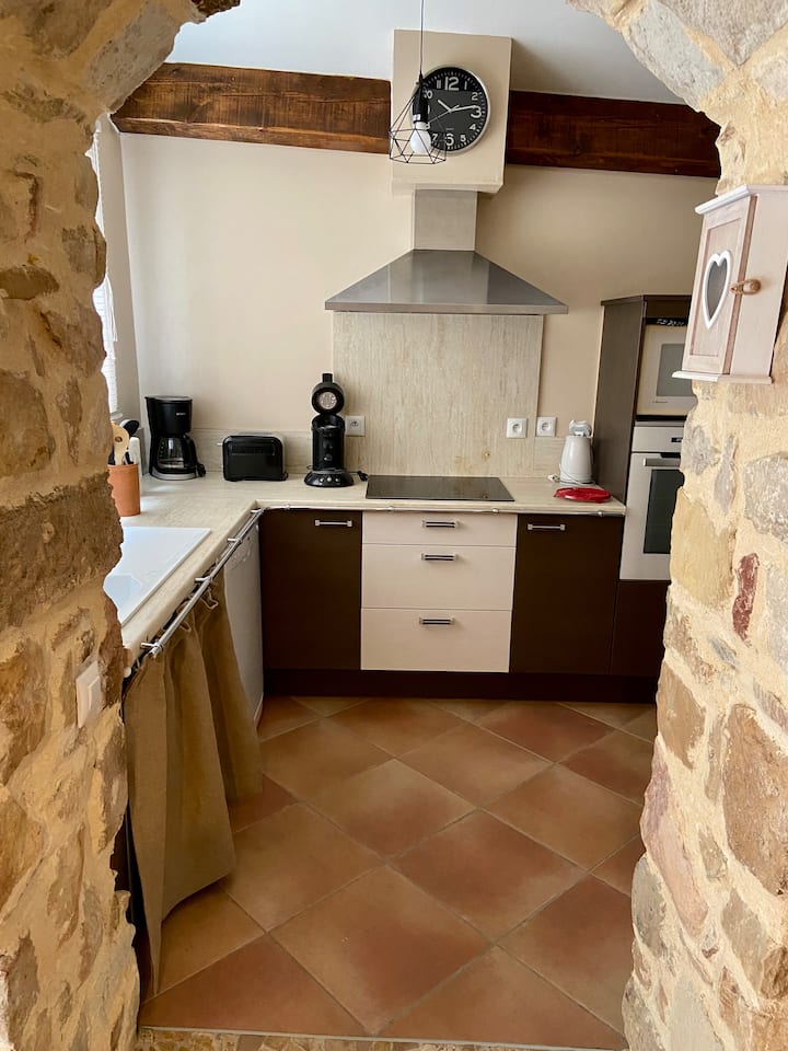Charmante Petite Maison Dans Un Cadre Verdoyant - Bédarieux