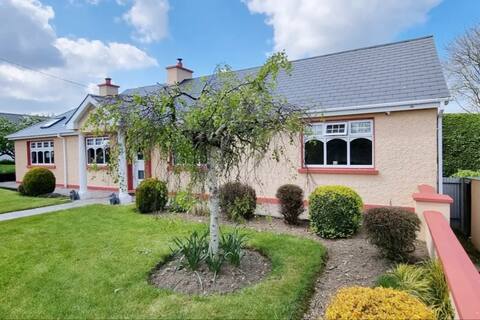 Large comfortable home with sauna and hot tub