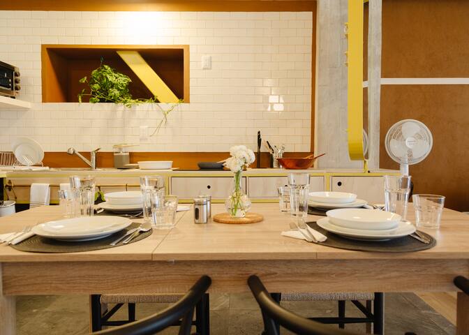 Roma PH with Balcony next to Cibeles | 2BR gallery image 5