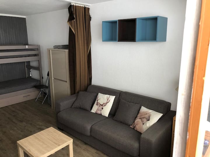 Appartement Très Agréable Avec Balcon Et Parking - Lac d'Aumar