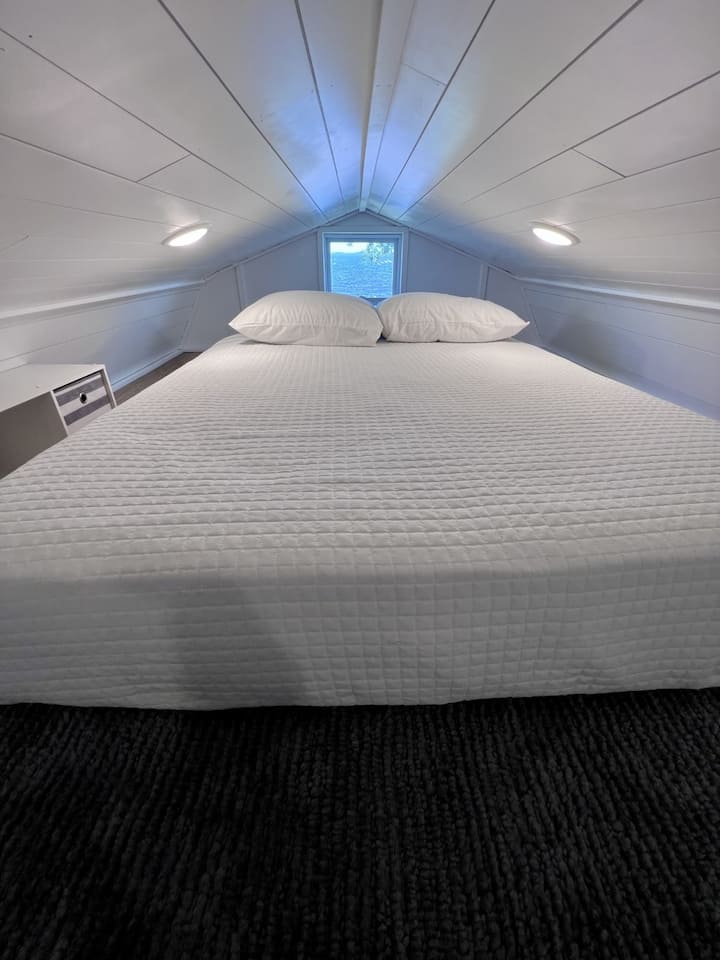 Საოჯახო სასტუმრო ლოფტი