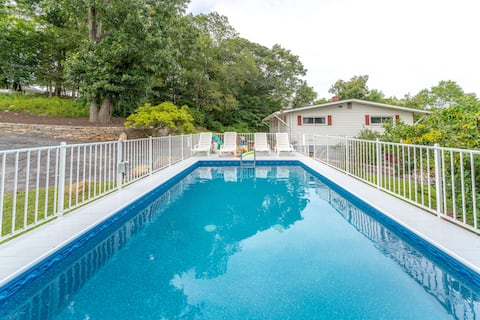 Walk to Casino with POOL+HOT TUB