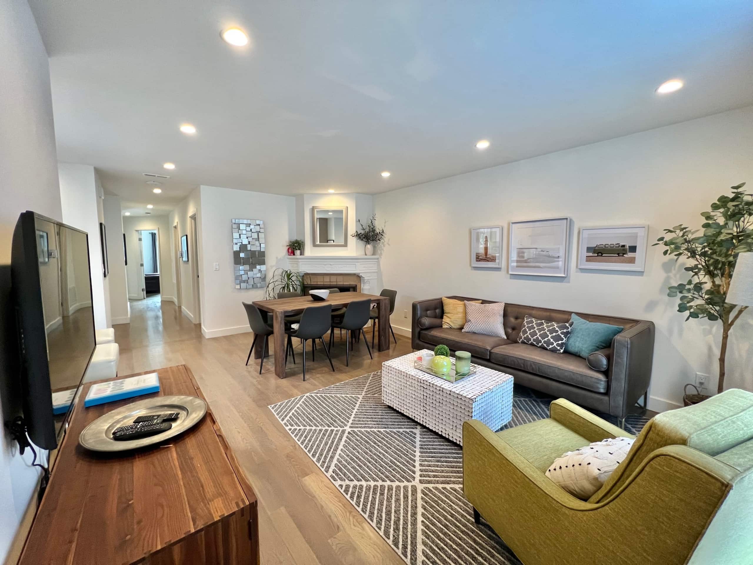 Home in San Francisco · ★5.0 · 2 bedrooms · 3 beds · 2 baths - Image 3