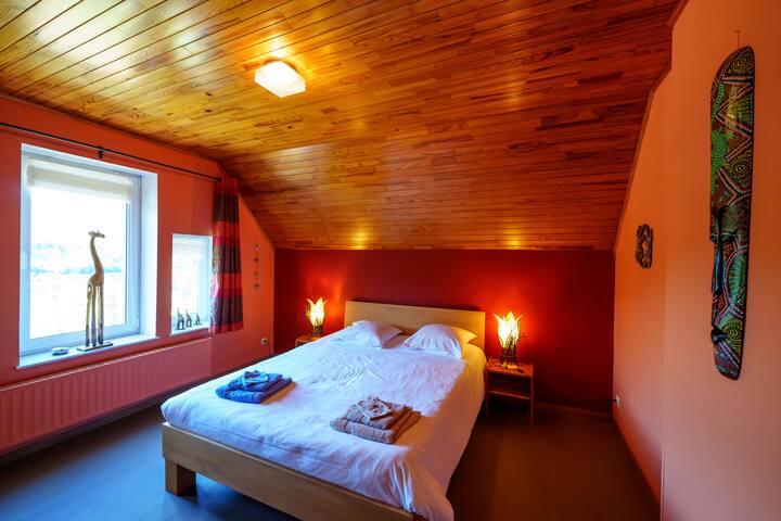 Africká izba s výhľadom na Meuse