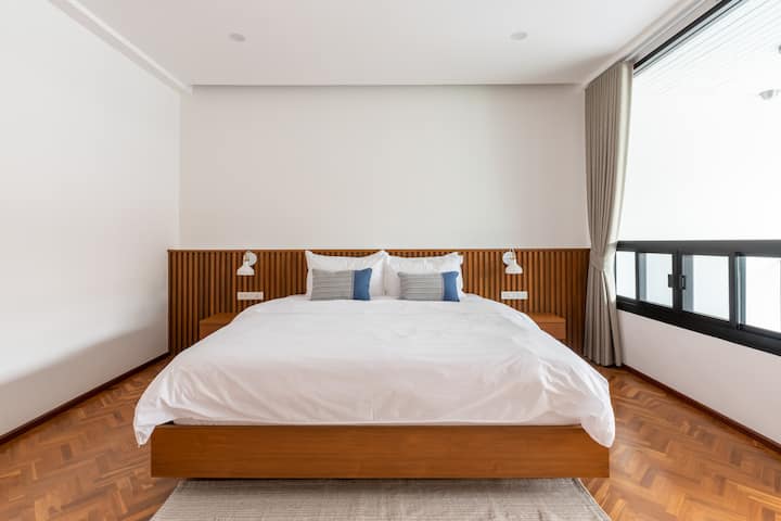 Bedroom 2 (front of the property)