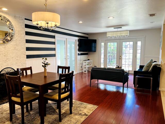 Luxury Home on Quiet street, walk to Santana Row gallery image 4