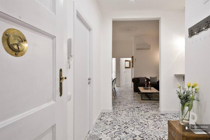 Auténtico Apartamento Cerca de Plaza Catalunya gallery image 4