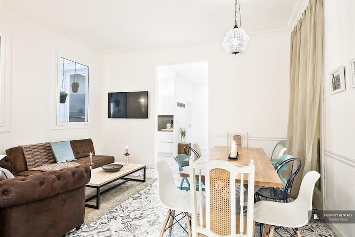 Auténtico Apartamento Cerca de Plaza Catalunya