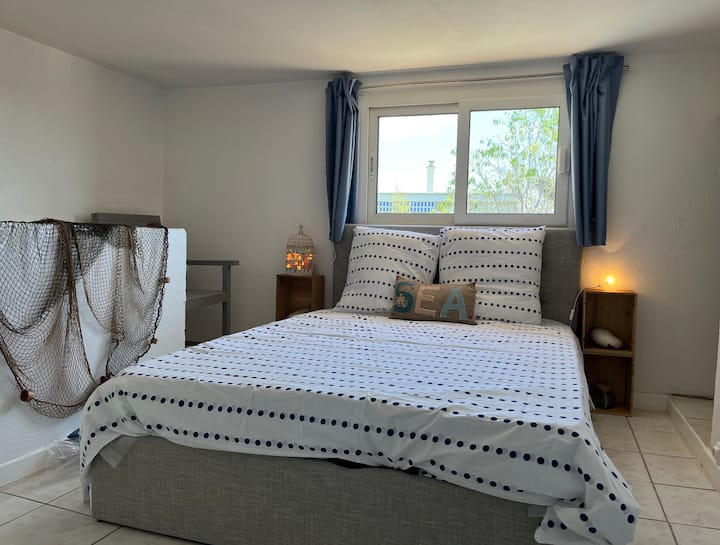 Slaapkamer met 2 pers bed 140/190