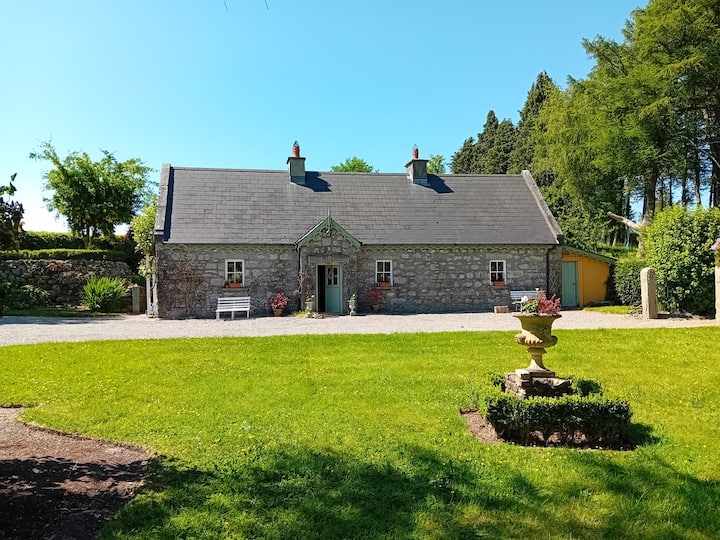 Romantic Family Friendly Wicklow Retreat Earth houses for Rent in