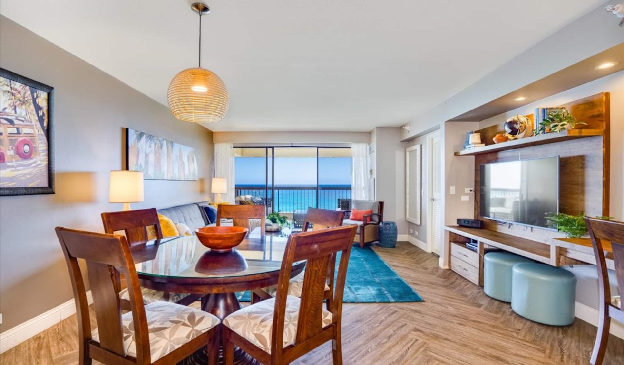 Condo in Honolulu · ★4.87 · 2 bedrooms · 3 beds · 2 private baths - Image 12