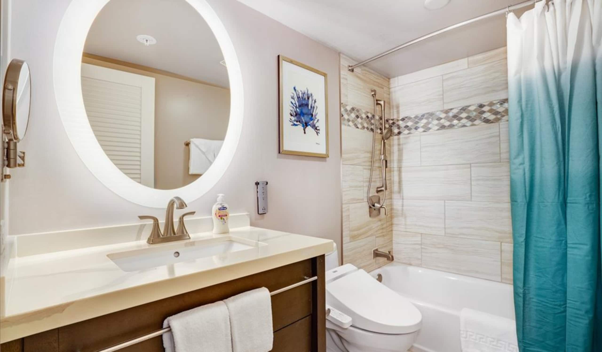 Condo in Honolulu · ★4.87 · 2 bedrooms · 3 beds · 2 private baths - Image 20