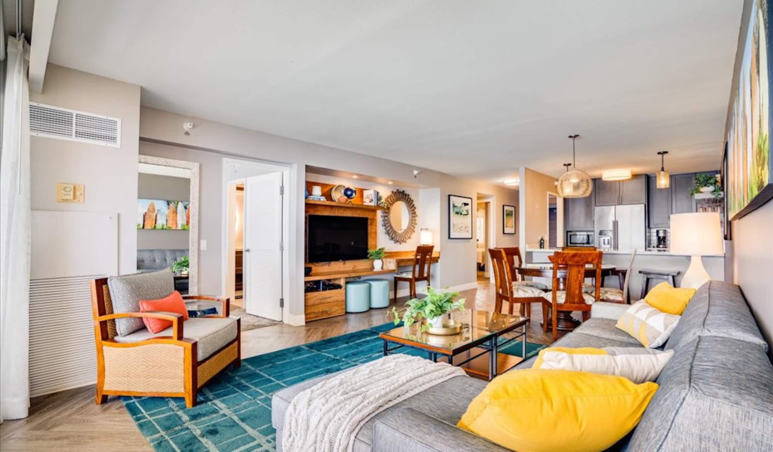 Condo in Honolulu · ★4.87 · 2 bedrooms · 3 beds · 2 private baths - Image 5