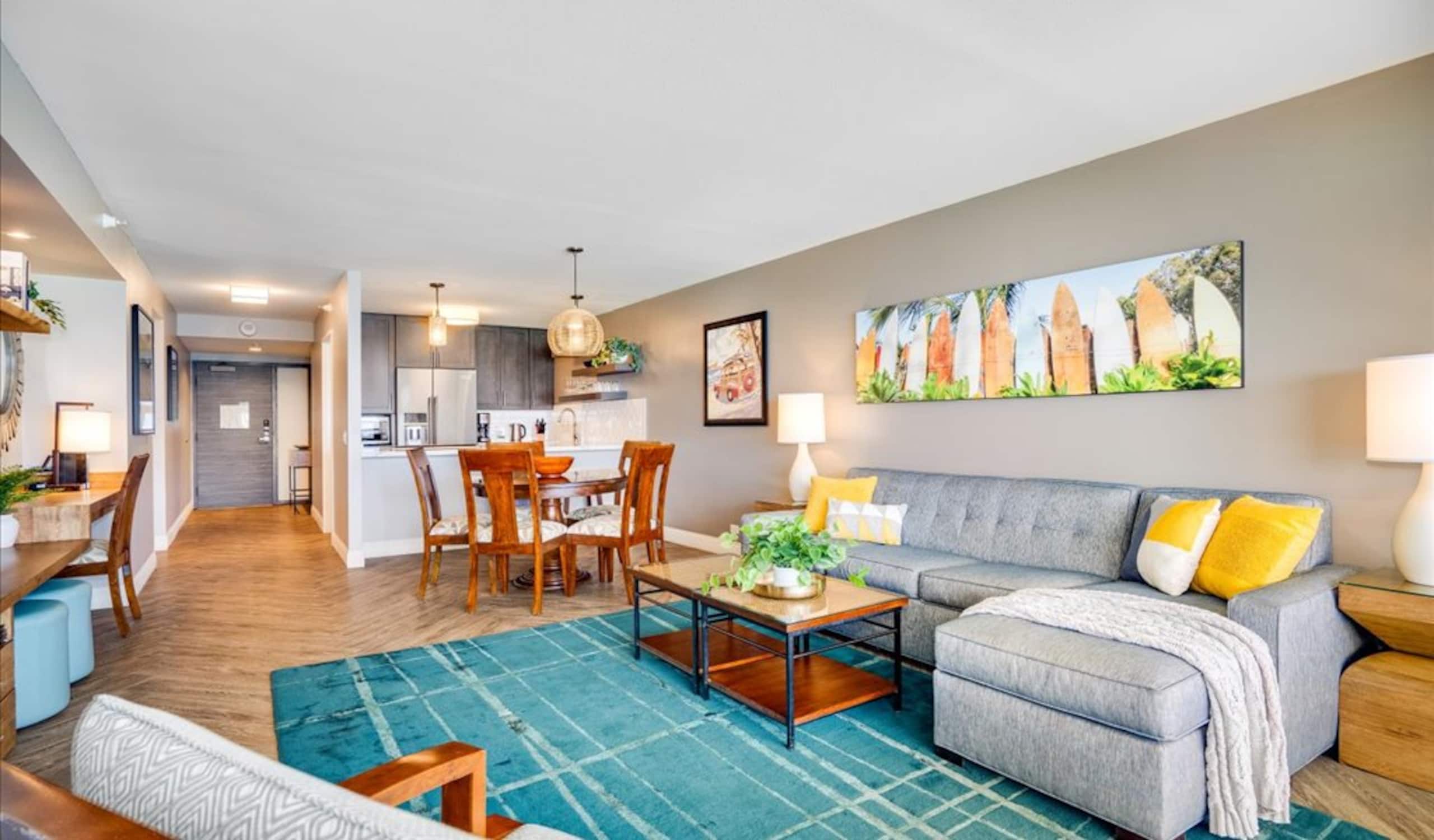 Condo in Honolulu · ★4.87 · 2 bedrooms · 3 beds · 2 private baths - Image 2