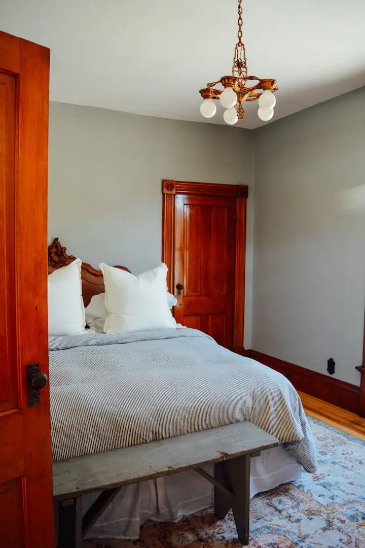 NEW Private DEADWOOD VICTORIAN 4 BDRM 3 BATH Houses for Rent in