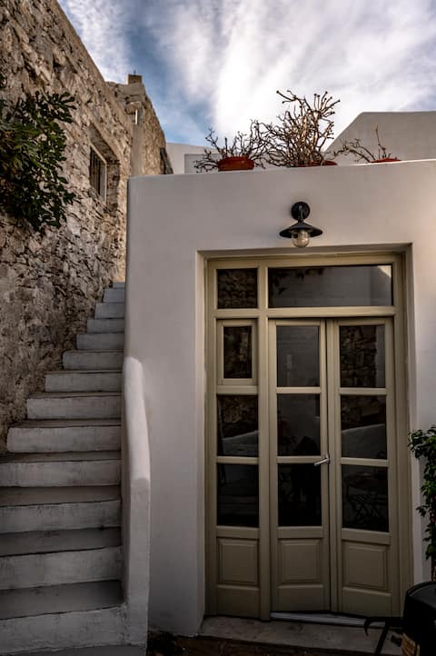 micro.kastro kalotaritissa in Chora Amorgos