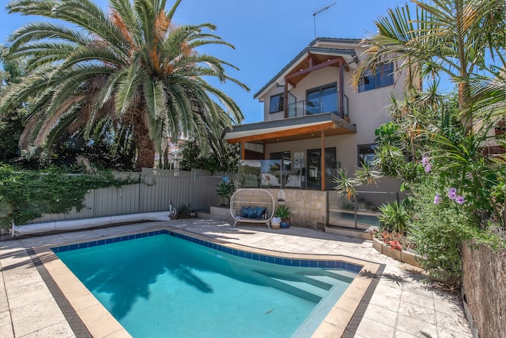 4-bedroom-luxury-home-in-south-perth-houses-for-rent-in-south-perth