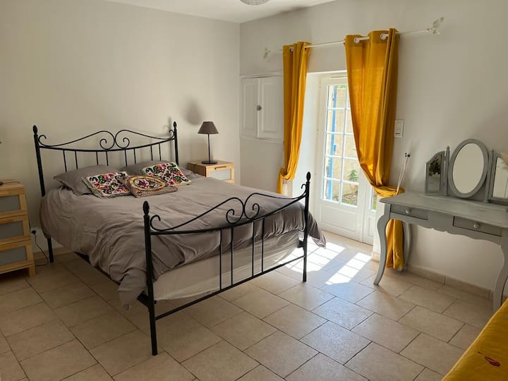 Chambre rdc - Lit 140cm