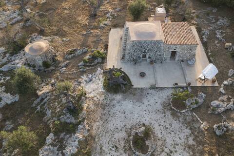La Nicchia-Trullo
Charming rural structure
