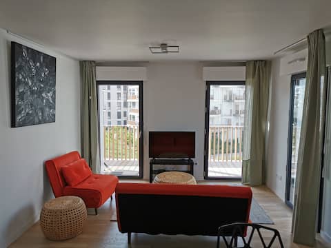 Beautiful NEW designer apartment