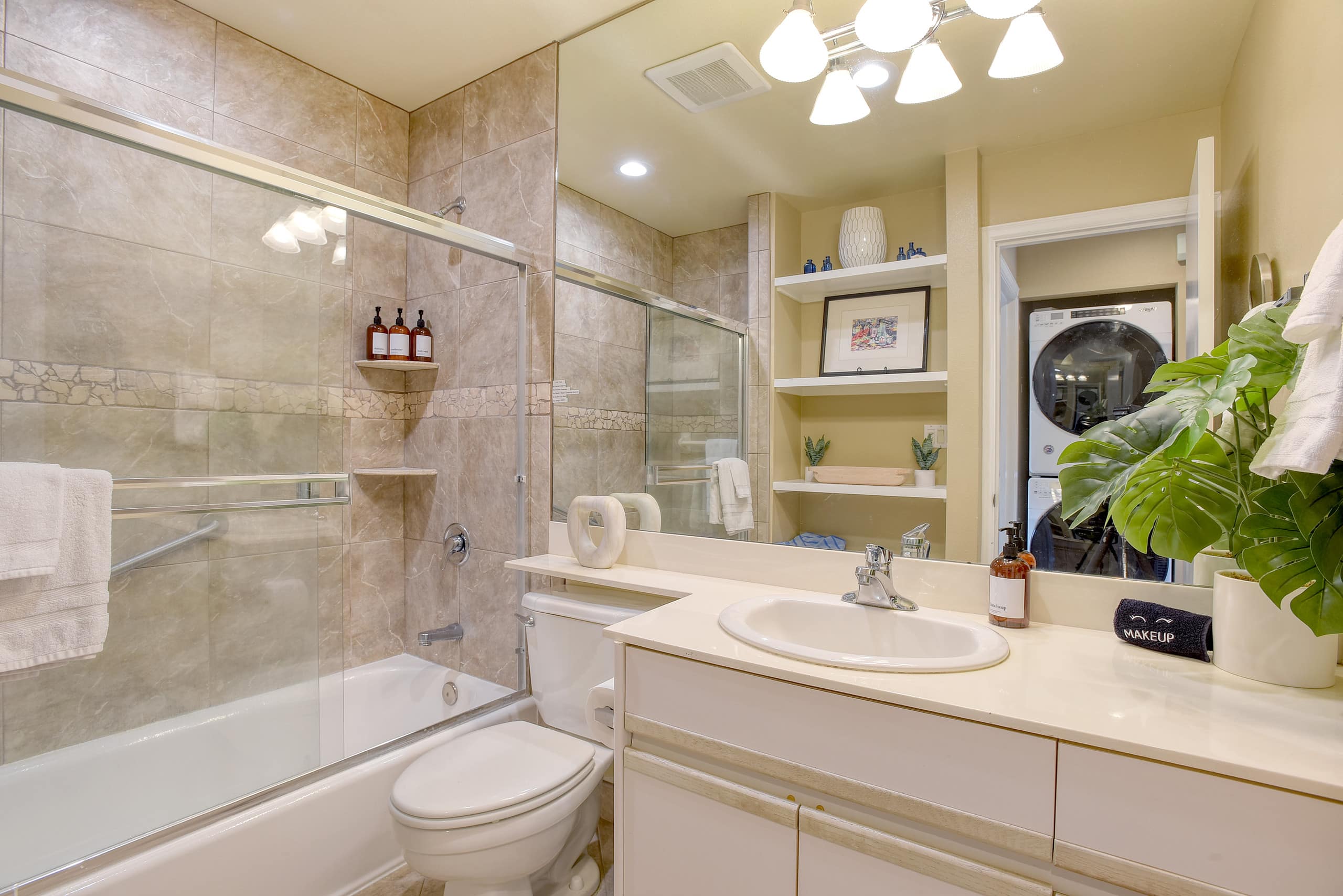 Condo in Kihei · ★4.96 · 2 bedrooms · 3 beds · 2 baths - Image 21
